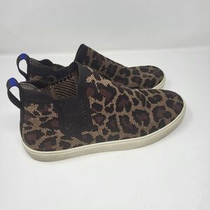 Rothys Size 10.5 Chelsea Leopard Cheetah Wildcat Print Pull On Sneakers‎ Shoes
